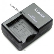 Зарядний пристрій Panasonic DE-994, DE-A43 для акумулятора фотоапарата Lumix CGA-S006, S002, DMW-BM7